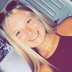 Meet your Posher, Hannah